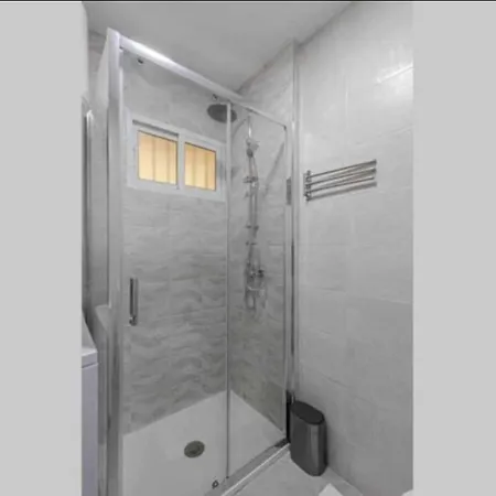 797 - Moderno Estudio En Iris 2 Con Piscinas *
