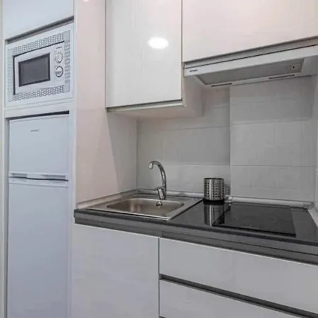 797 - Moderno Estudio En Iris 2 Con Piscinas *